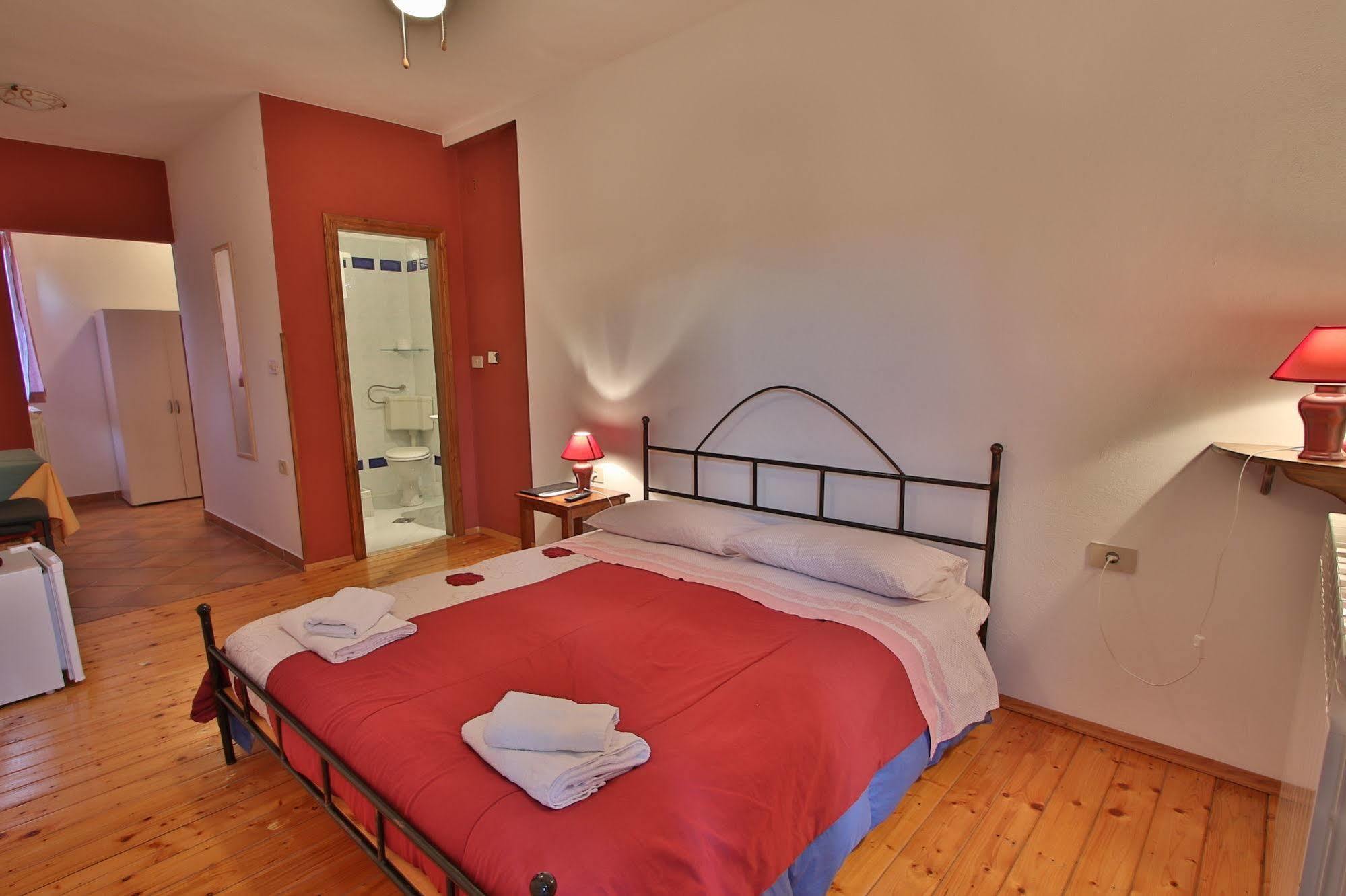 Rooms And Apartment Feral Rovinj Dış mekan fotoğraf